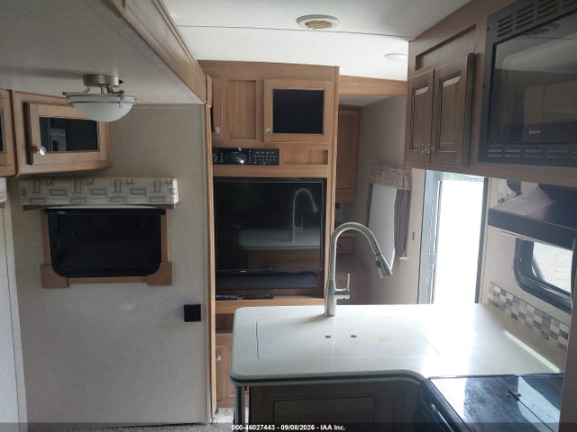 2019 Forest River Flagstaff მანქანა იყიდება აუქციონზე, vin: 4X4TFLH25K1884043, აუქციონის ნომერი: 46027443