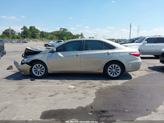 2016 Toyota Camry Le მანქანა იყიდება აუქციონზე, vin: 4T4BF1FK8GR517539, აუქციონის ნომერი: 46027514