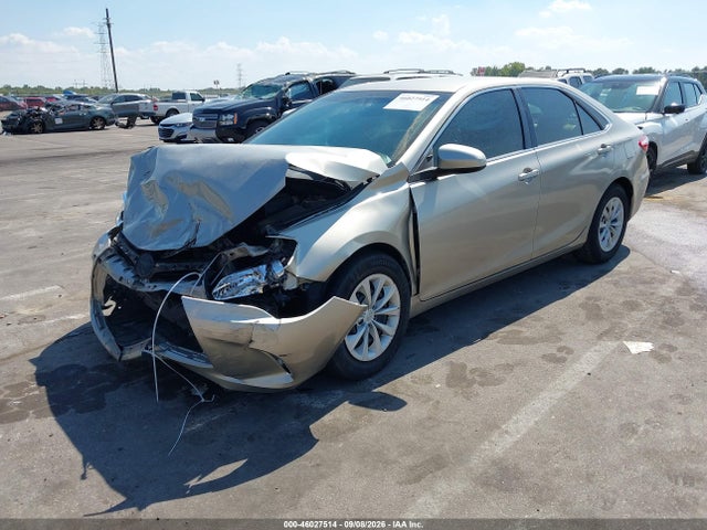 2016 Toyota Camry Le მანქანა იყიდება აუქციონზე, vin: 4T4BF1FK8GR517539, აუქციონის ნომერი: 46027514