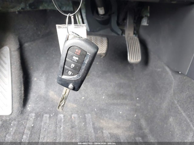 46027523 :رقم المزاد ، 5YFEPMAE4NP373901 vin ، 2022 Toyota Corolla Le مزاد بيع