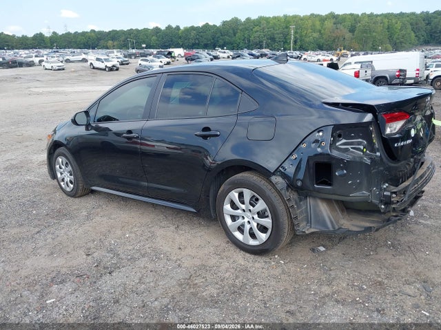 46027523 :رقم المزاد ، 5YFEPMAE4NP373901 vin ، 2022 Toyota Corolla Le مزاد بيع
