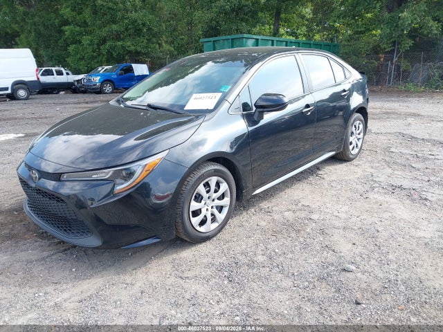 46027523 :رقم المزاد ، 5YFEPMAE4NP373901 vin ، 2022 Toyota Corolla Le مزاد بيع