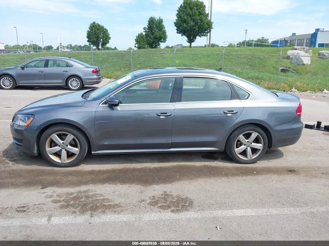 2012 Volkswagen Passat 2.5l Se მანქანა იყიდება აუქციონზე, vin: 1VWBH7A39CC049510, აუქციონის ნომერი: 46027530