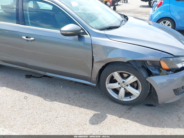 2012 Volkswagen Passat 2.5l Se მანქანა იყიდება აუქციონზე, vin: 1VWBH7A39CC049510, აუქციონის ნომერი: 46027530