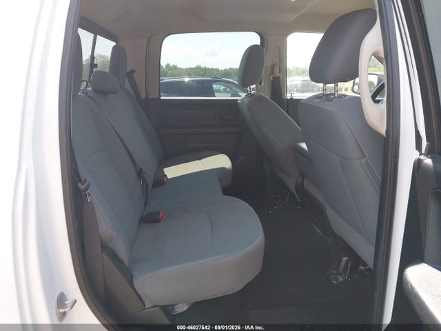 46027542 :رقم المزاد ، 1C6RR6KG6ES285588 vin ، 2014 Ram 1500 Tradesman مزاد بيع