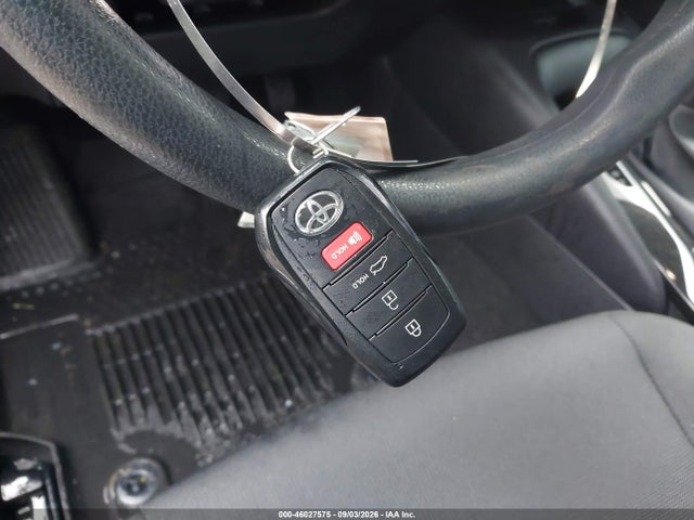 2026 Toyota Corolla Le მანქანა იყიდება აუქციონზე, vin: 5YFB4MDE2TP440631, აუქციონის ნომერი: 46027575