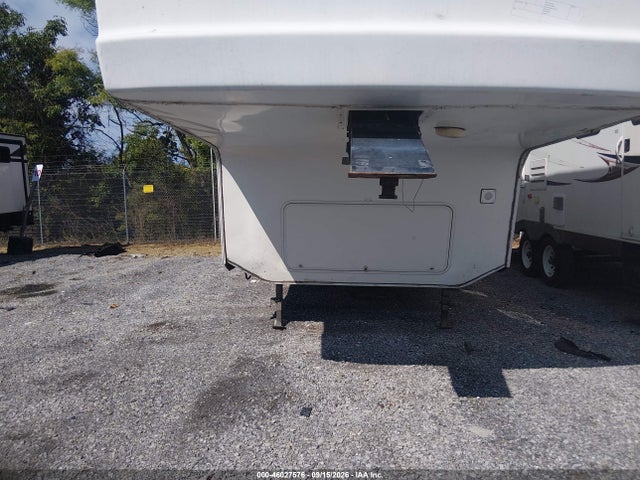 2004 Forest River Cedar Creek მანქანა იყიდება აუქციონზე, vin: 4X4FCRF204P187956, აუქციონის ნომერი: 46027576