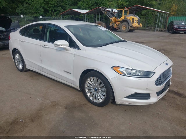 2014 Ford Fusion Hybrid Se მანქანა იყიდება აუქციონზე, vin: 3FA6P0LU3ER133918, აუქციონის ნომერი: 46027621