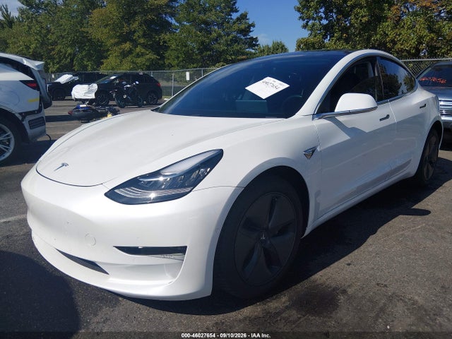 5YJ3E1EB0KF493326 Tesla Model 3 Long Range/performance