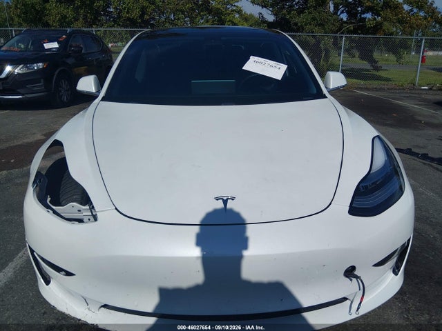 5YJ3E1EB0KF493326 Tesla Model 3 Long Range/performance