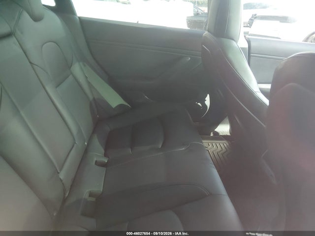 5YJ3E1EB0KF493326 Tesla Model 3 Long Range/performance