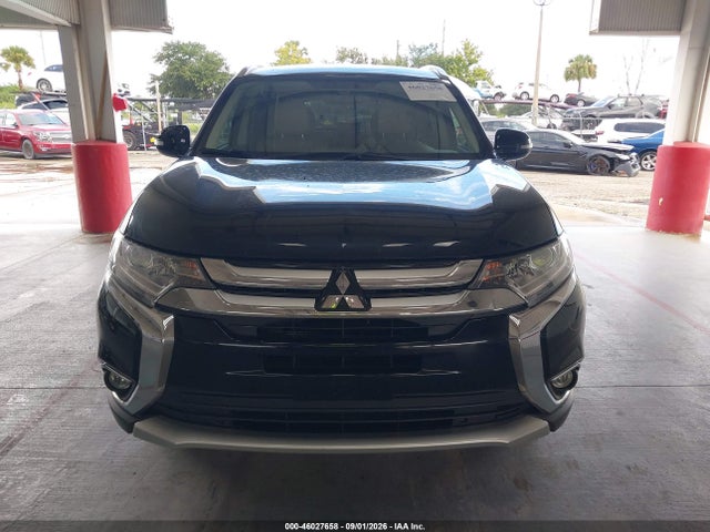 Продажа на аукционе авто 2018 Mitsubishi Outlander Sel, vin: JA4AD3A36JZ054168, номер лота: 46027658
