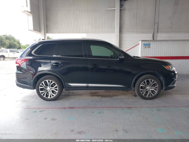 Продажа на аукционе авто 2018 Mitsubishi Outlander Sel, vin: JA4AD3A36JZ054168, номер лота: 46027658