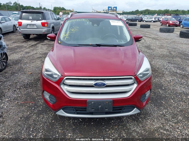 46027673 :رقم المزاد ، 1FMCU9J93JUB58051 vin ، 2018 Ford Escape Titanium مزاد بيع