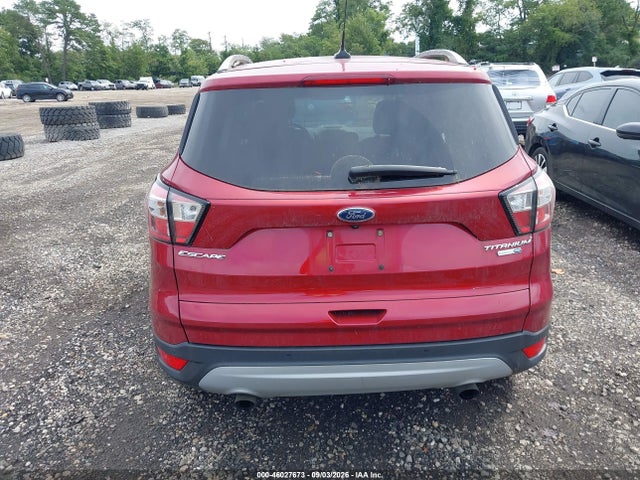 46027673 :رقم المزاد ، 1FMCU9J93JUB58051 vin ، 2018 Ford Escape Titanium مزاد بيع