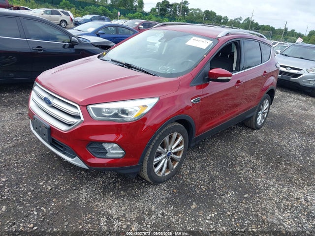 46027673 :رقم المزاد ، 1FMCU9J93JUB58051 vin ، 2018 Ford Escape Titanium مزاد بيع