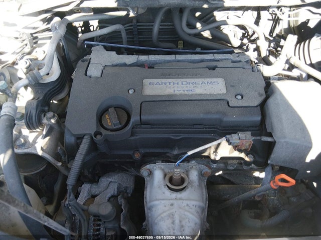 46027695 :رقم المزاد ، 5J6RM4H36FL105760 vin ، 2015 Honda Cr-v Lx مزاد بيع