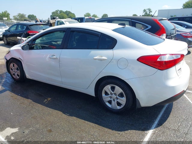 46027773 :رقم المزاد ، KNAFX4A61F5317293 vin ، 2015 Kia Forte Lx مزاد بيع