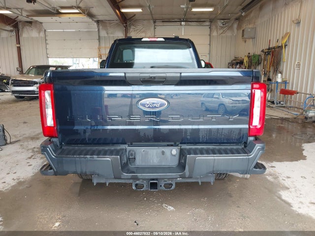 46027832 :رقم المزاد ، 1FT7X2BA5PED80025 vin ، 2023 Ford F-250 Xl مزاد بيع
