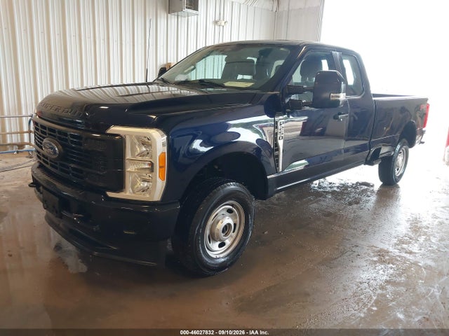 46027832 :رقم المزاد ، 1FT7X2BA5PED80025 vin ، 2023 Ford F-250 Xl مزاد بيع