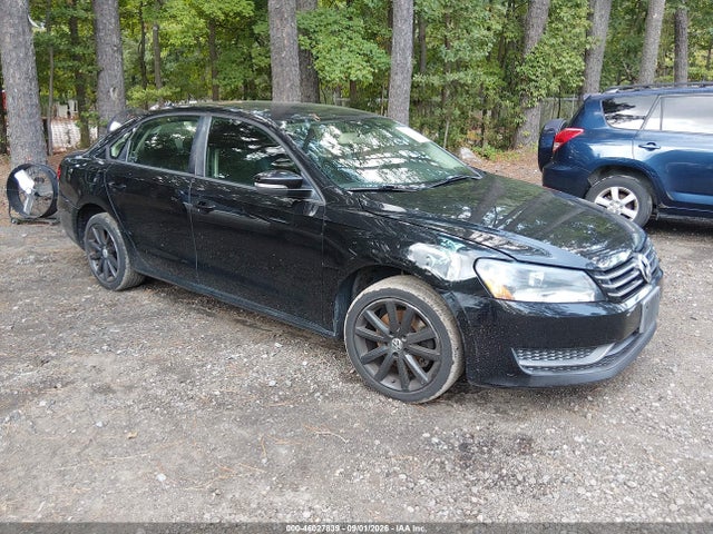 2015 Volkswagen Passat 1.8t S მანქანა იყიდება აუქციონზე, vin: 1VWAS7A36FC072258, აუქციონის ნომერი: 46027839