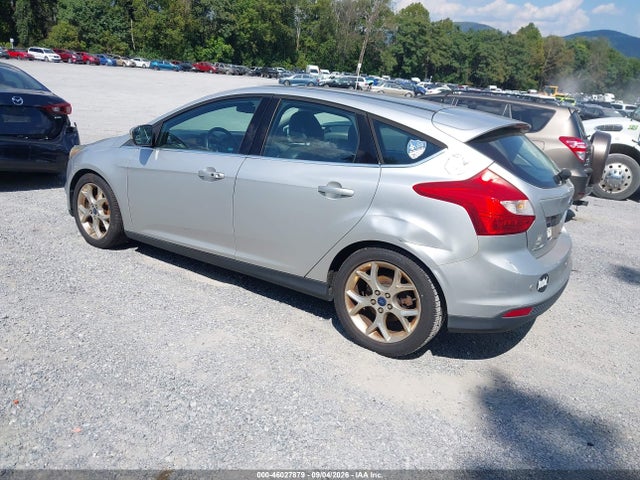 46027879 :رقم المزاد ، 1FADP3N20EL180701 vin ، 2014 Ford Focus Titanium مزاد بيع