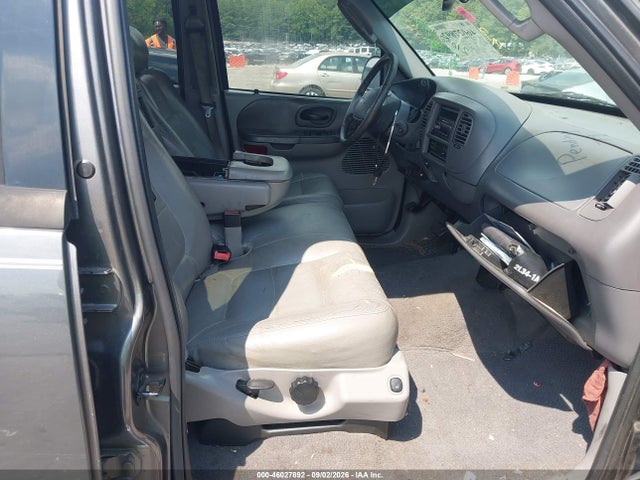 46027892 :رقم المزاد ، 1FTRW08L33KC77495 vin ، 2003 Ford F-150 Lariat/xlt مزاد بيع