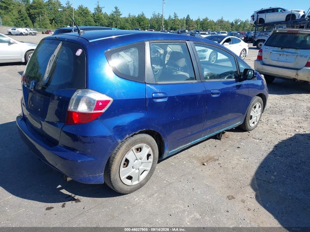 46027905 :رقم المزاد ، JHMGE8G30DC032190 vin ، 2013 Honda Fit مزاد بيع