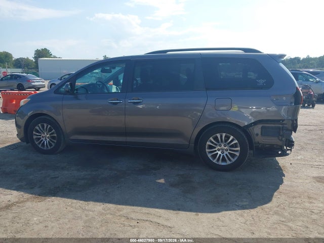 Продаж на аукціоні авто 2016 Toyota Sienna Xle 8 Passenger, vin: 5TDYK3DC2GS699545, номер лоту: 46027980