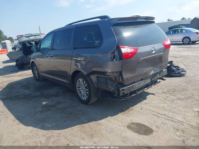 Продаж на аукціоні авто 2016 Toyota Sienna Xle 8 Passenger, vin: 5TDYK3DC2GS699545, номер лоту: 46027980