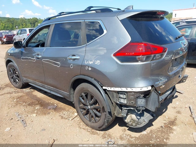 46027989 :رقم المزاد ، 5N1AT2MT2HC891720 vin ، 2017 Nissan Rogue Sv مزاد بيع