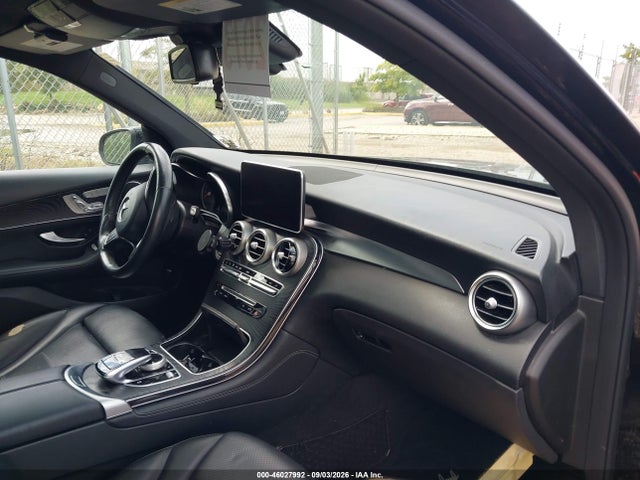 46027992 :رقم المزاد ، WDC0G4KB4JV058662 vin ، 2018 Mercedes-benz Glc 300 4matic مزاد بيع