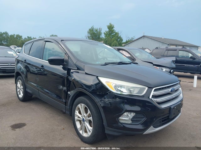 Продажа на аукционе авто 2017 Ford Escape Se, vin: 1FMCU0GD7HUD17106, номер лота: 46027996