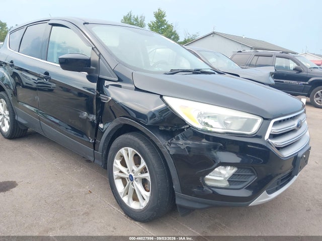 Продажа на аукционе авто 2017 Ford Escape Se, vin: 1FMCU0GD7HUD17106, номер лота: 46027996