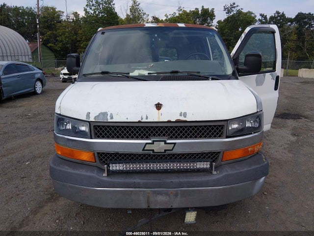 46028011 :رقم المزاد ، 1GAHG39U751161610 vin ، 2005 Chevrolet Express مزاد بيع