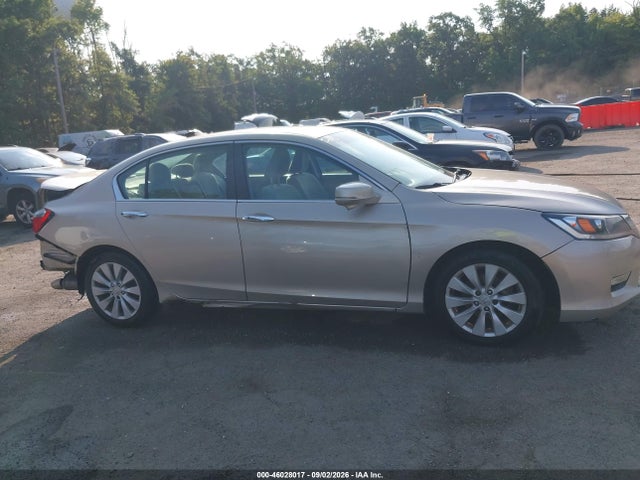 46028017 :رقم المزاد ، 1HGCR2F77EA084162 vin ، 2014 Honda Accord Ex مزاد بيع