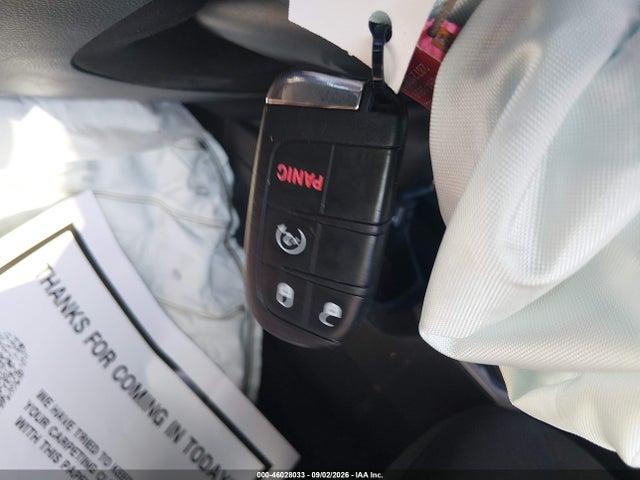 46028033 :رقم المزاد ، ZACCJAAB7HPF90588 vin ، 2017 Jeep Renegade Sport Fwd مزاد بيع