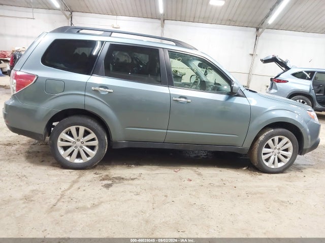 Продажа на аукционе авто 2012 Subaru Forester 2.5x Premium, vin: JF2SHADC8CH414467, номер лота: 46028045