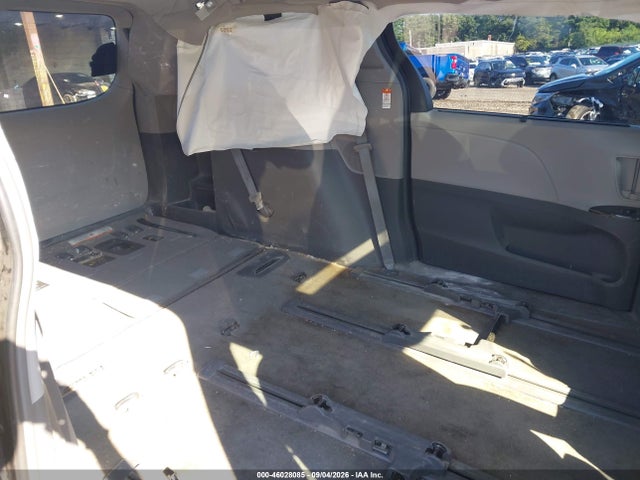 Продажа на аукционе авто 2018 Toyota Sienna Xle 7 Passenger, vin: 5TDDZ3DC4JS197198, номер лота: 46028085