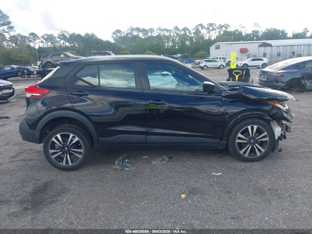 46028099 :رقم المزاد ، 3N1CP5CV6LL479547 vin ، 2020 Nissan Kicks Sv Xtronic Cvt مزاد بيع