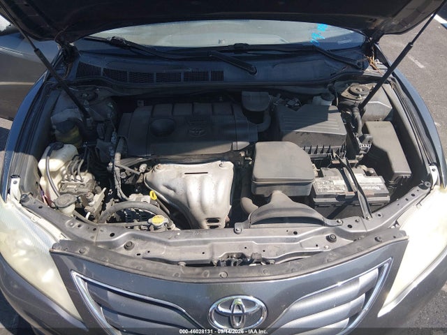 46028131 :رقم المزاد ، 4T4BF3EK9BR131010 vin ، 2011 Toyota Camry Le مزاد بيع