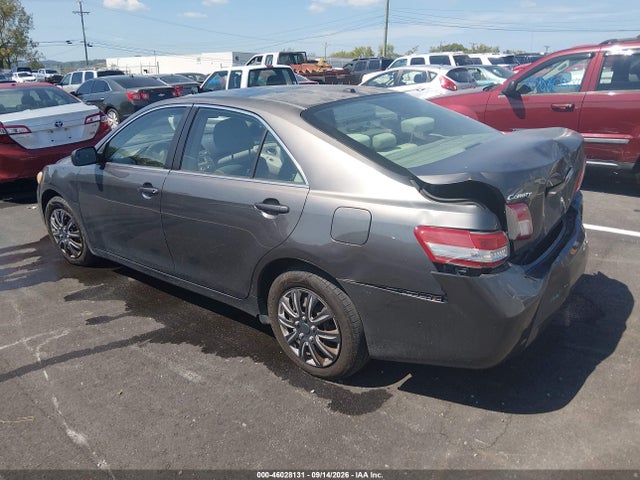 46028131 :رقم المزاد ، 4T4BF3EK9BR131010 vin ، 2011 Toyota Camry Le مزاد بيع