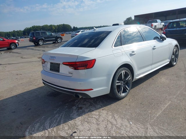 Продажа на аукционе авто 2017 Audi A4 Premium Plus, vin: WAUENAF49HN022078, номер лота: 46028161