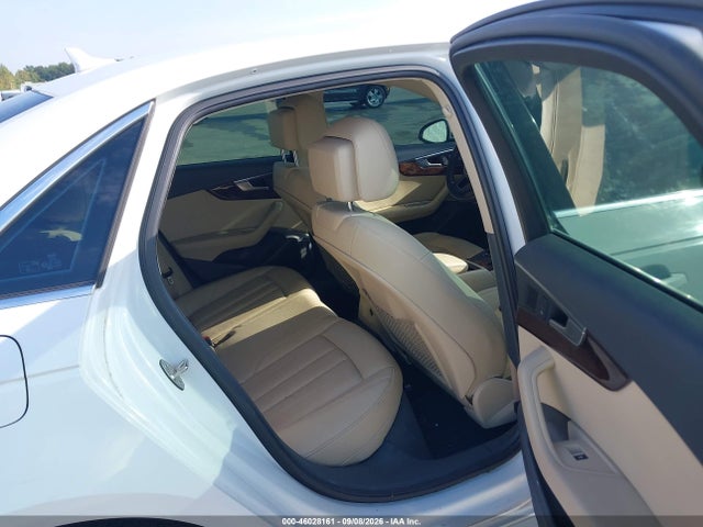 Продажа на аукционе авто 2017 Audi A4 Premium Plus, vin: WAUENAF49HN022078, номер лота: 46028161