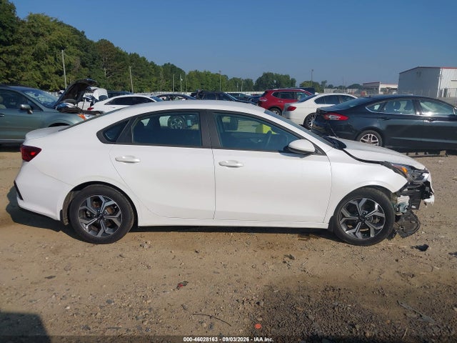 Продажа на аукционе авто 2021 Kia Forte Lxs, vin: 3KPF24AD9ME401671, номер лота: 46028163