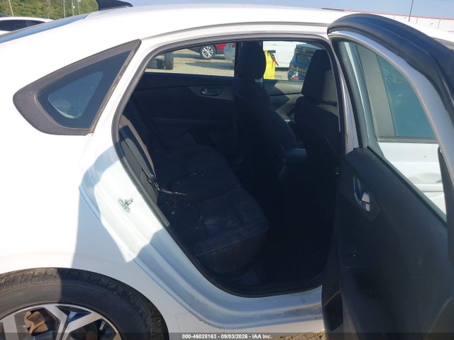Продажа на аукционе авто 2021 Kia Forte Lxs, vin: 3KPF24AD9ME401671, номер лота: 46028163