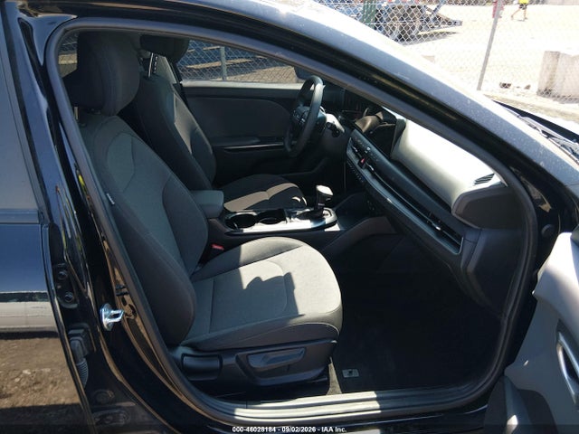 Продажа на аукционе авто 2025 Kia K4 Lx, vin: 3KPFT4DE9SE073697, номер лота: 46028184