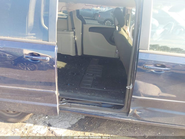 46028185 :رقم المزاد ، 2C4RDGBG1HR595750 vin ، 2017 Dodge Grand Caravan Se مزاد بيع