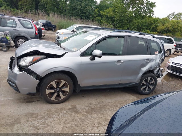 Продажа на аукционе авто 2017 Subaru Forester 2.5i Premium, vin: JF2SJAGC2HH521800, номер лота: 46028193