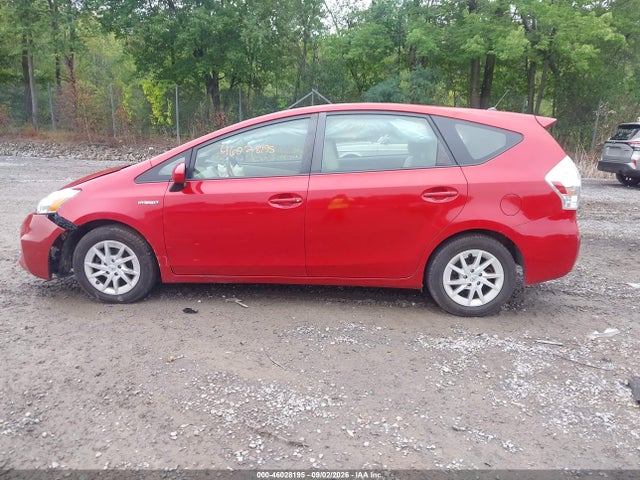 2014 Toyota Prius V Two მანქანა იყიდება აუქციონზე, vin: JTDZN3EU0EJ013175, აუქციონის ნომერი: 46028195